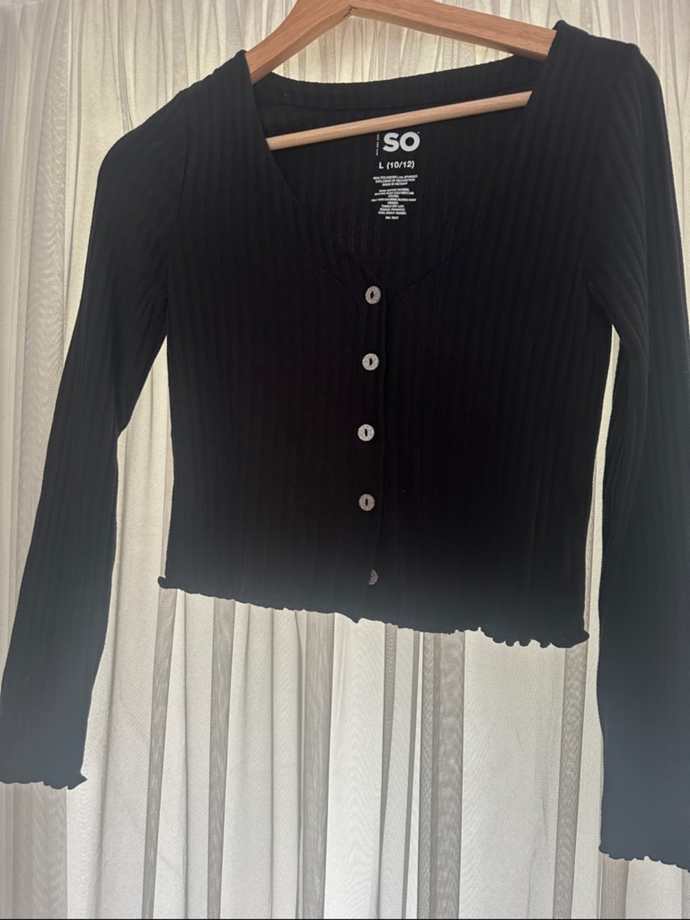 SO Black Ribbed Button-Front Long Sleeve Crop Top